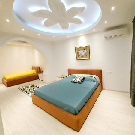 Magnolia Luxury Penthouse Lägenhet Berat Exteriör bild